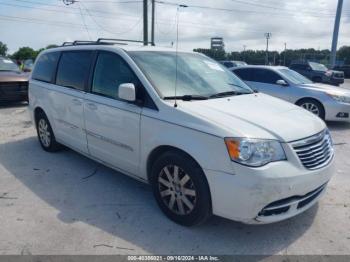  Salvage Chrysler Town & Country