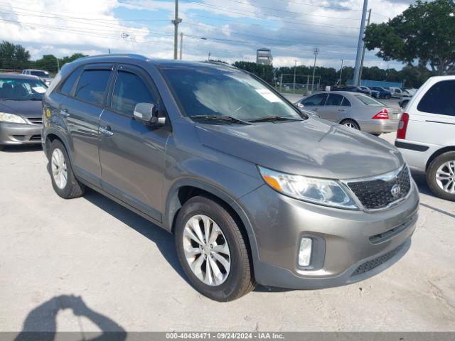  Salvage Kia Sorento