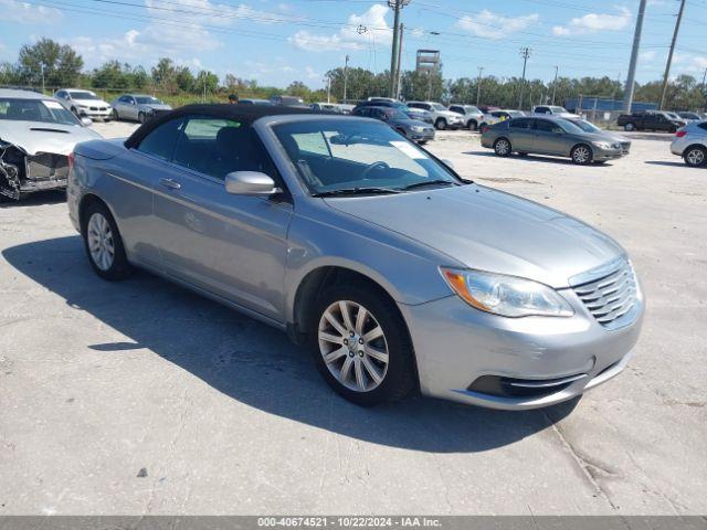  Salvage Chrysler 200