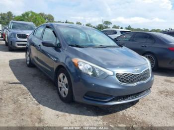  Salvage Kia Forte