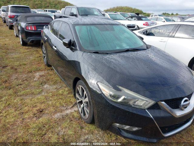  Salvage Nissan Maxima