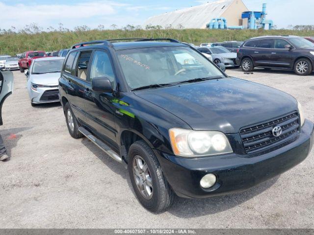  Salvage Toyota Highlander