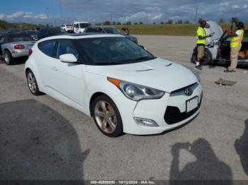  Salvage Hyundai VELOSTER