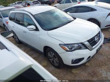  Salvage Nissan Pathfinder