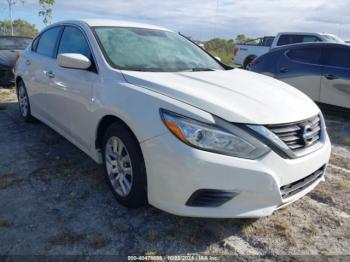  Salvage Nissan Altima