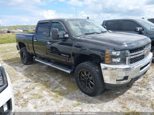  Salvage Chevrolet Silverado 2500