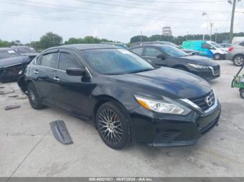  Salvage Nissan Altima