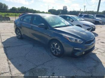  Salvage Kia Forte