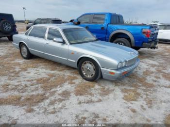  Salvage Jaguar Vandenplas