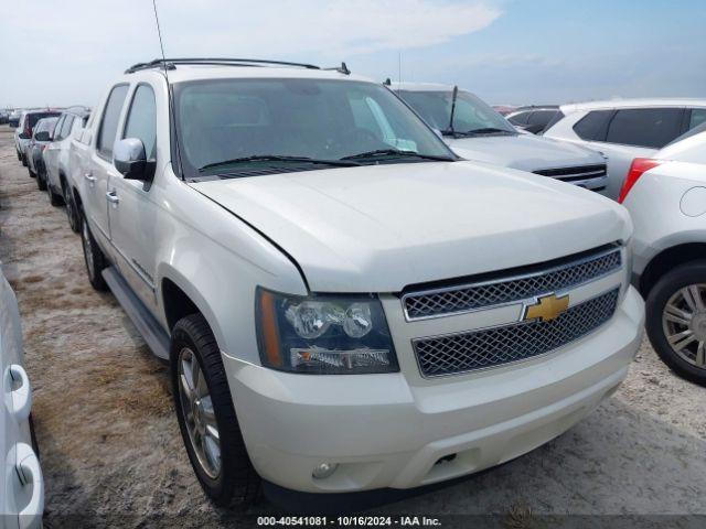  Salvage Chevrolet Avalanche