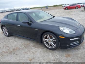  Salvage Porsche Panamera