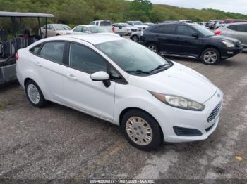  Salvage Ford Fiesta