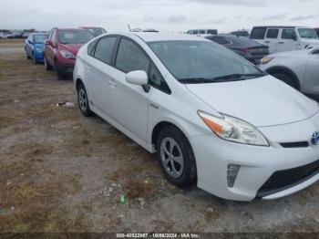  Salvage Toyota Prius