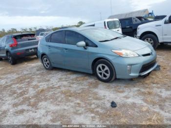  Salvage Toyota Prius