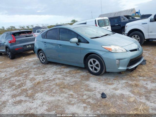  Salvage Toyota Prius