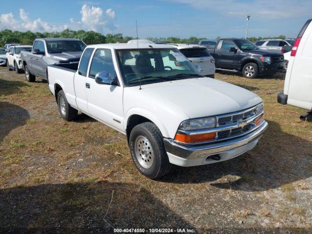  Salvage Chevrolet S-10