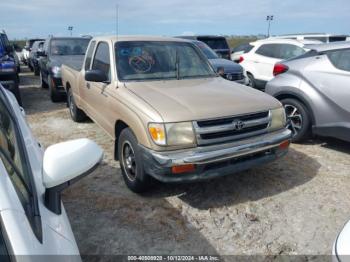  Salvage Toyota Tacoma