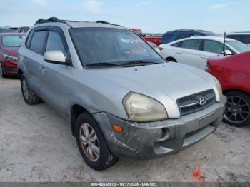  Salvage Hyundai TUCSON