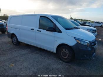  Salvage Mercedes-Benz Metris