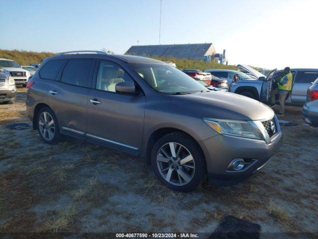  Salvage Nissan Pathfinder