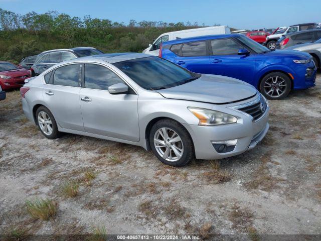  Salvage Nissan Altima