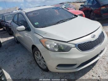  Salvage Kia Forte