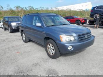  Salvage Toyota Highlander