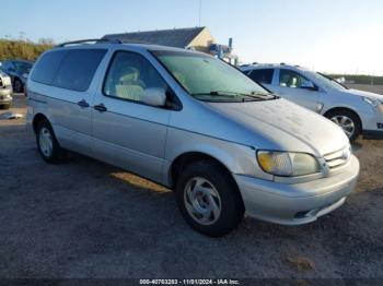  Salvage Toyota Sienna