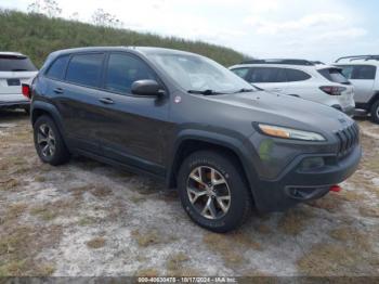  Salvage Jeep Cherokee