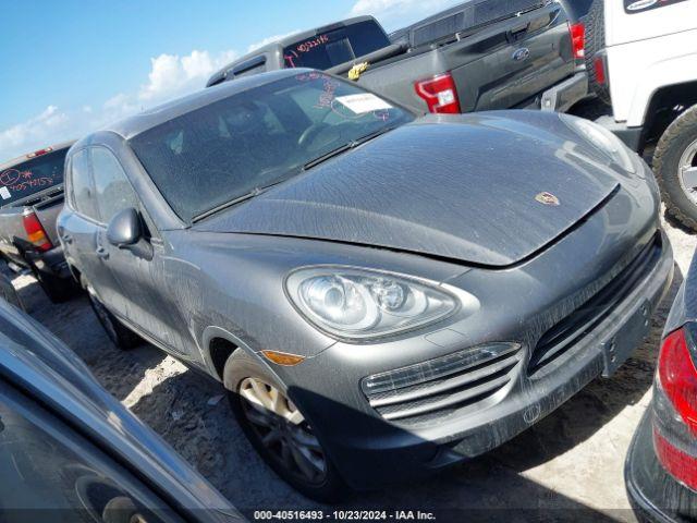  Salvage Porsche Cayenne