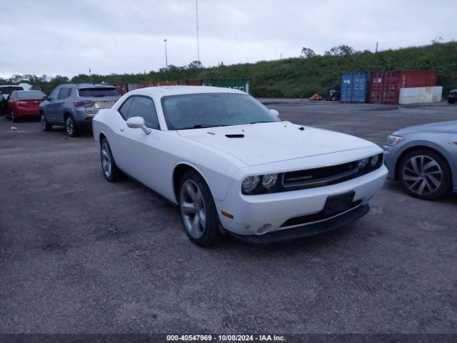  Salvage Dodge Challenger