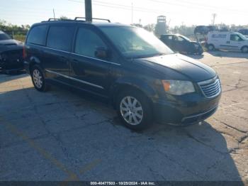  Salvage Chrysler Town & Country