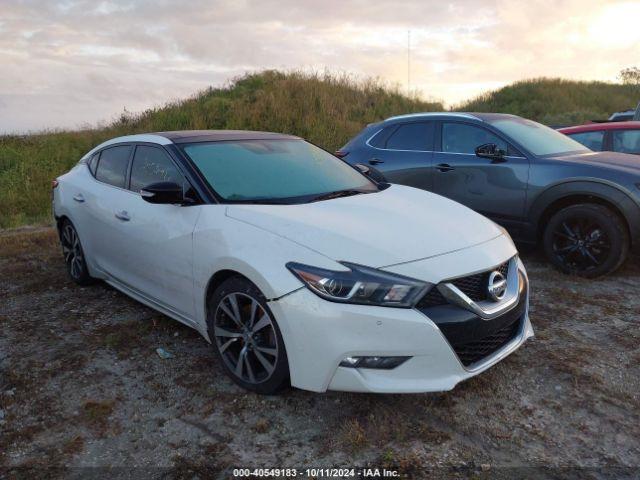  Salvage Nissan Maxima