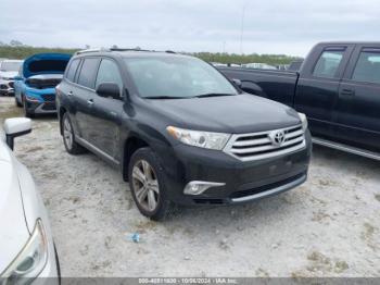  Salvage Toyota Highlander