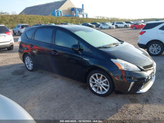  Salvage Toyota Prius v