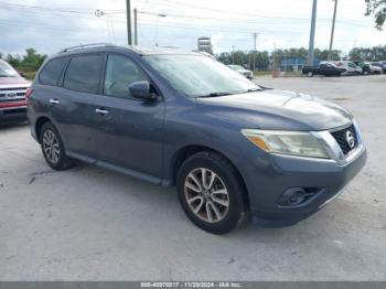  Salvage Nissan Pathfinder