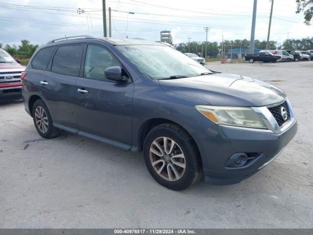  Salvage Nissan Pathfinder