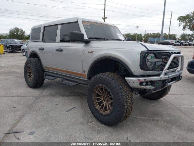  Salvage Ford Bronco