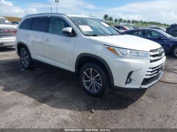  Salvage Toyota Highlander