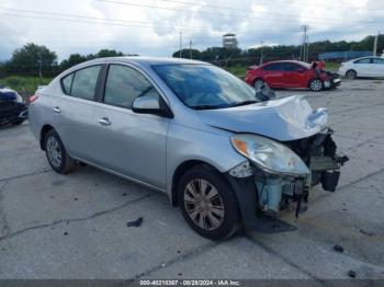  Salvage Nissan Versa