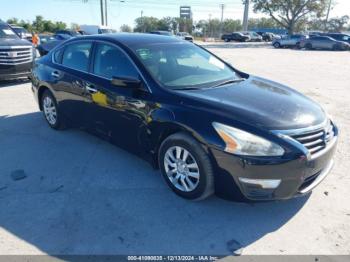  Salvage Nissan Altima