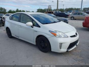  Salvage Toyota Prius