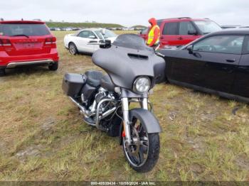  Salvage Harley-Davidson Flhxs