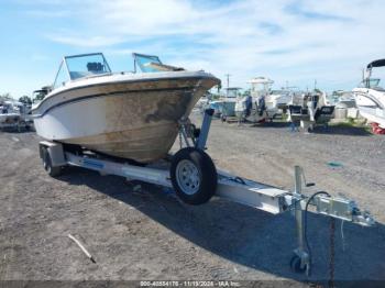  Salvage Grady White 25