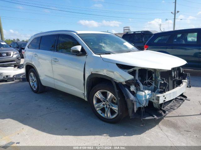  Salvage Toyota Highlander