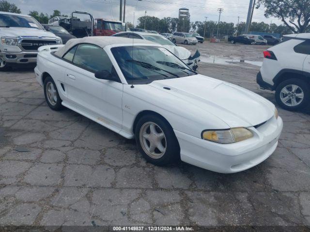  Salvage Ford Mustang