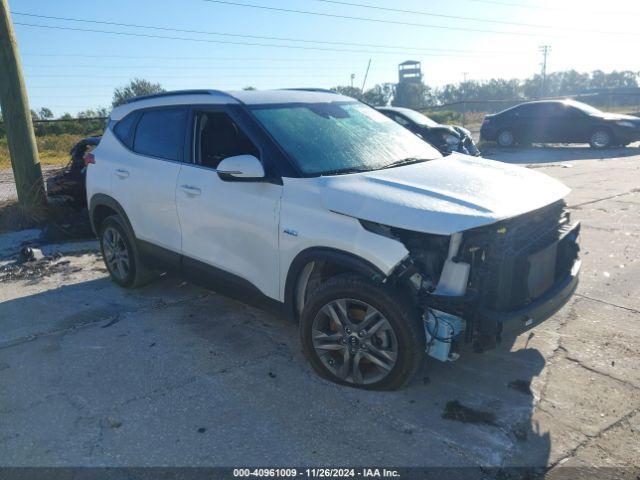  Salvage Kia Seltos