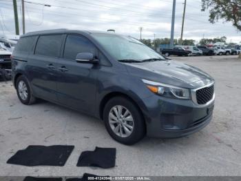  Salvage Kia Sedona