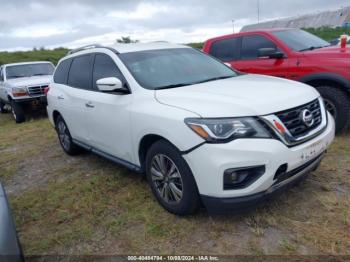  Salvage Nissan Pathfinder