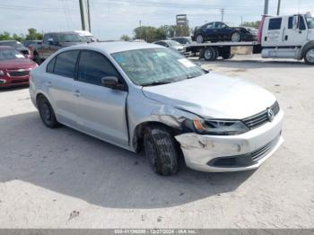  Salvage Volkswagen Jetta